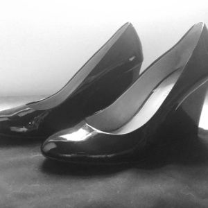 Black wedge patent heels